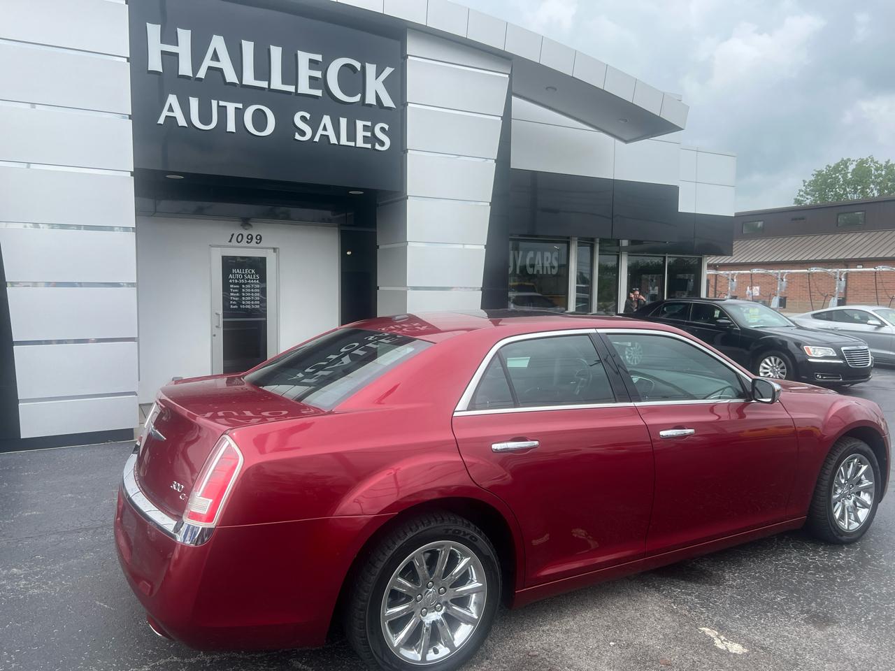 Chrysler 300 4dr Sdn 300C RWD 2014