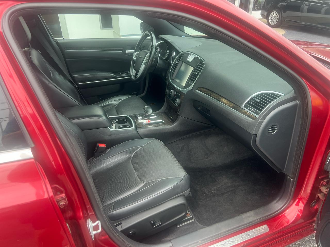 Chrysler 300 4dr Sdn 300C RWD 2014