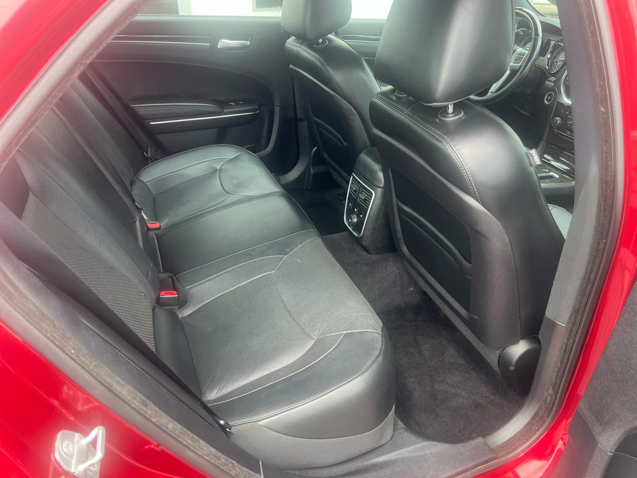 Chrysler 300 4dr Sdn 300C RWD 2014