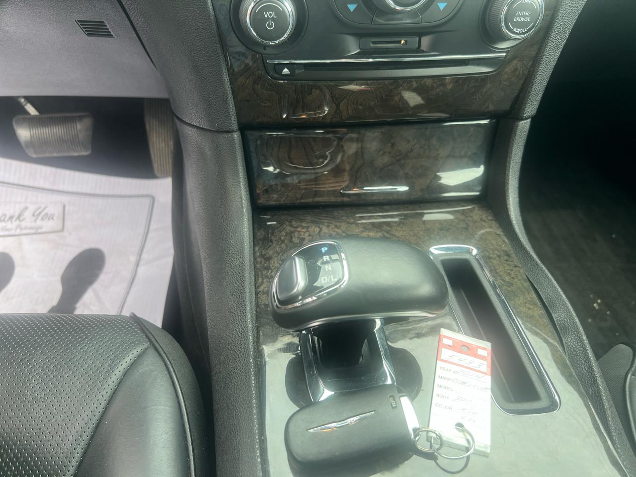 Chrysler 300 4dr Sdn 300C RWD 2014