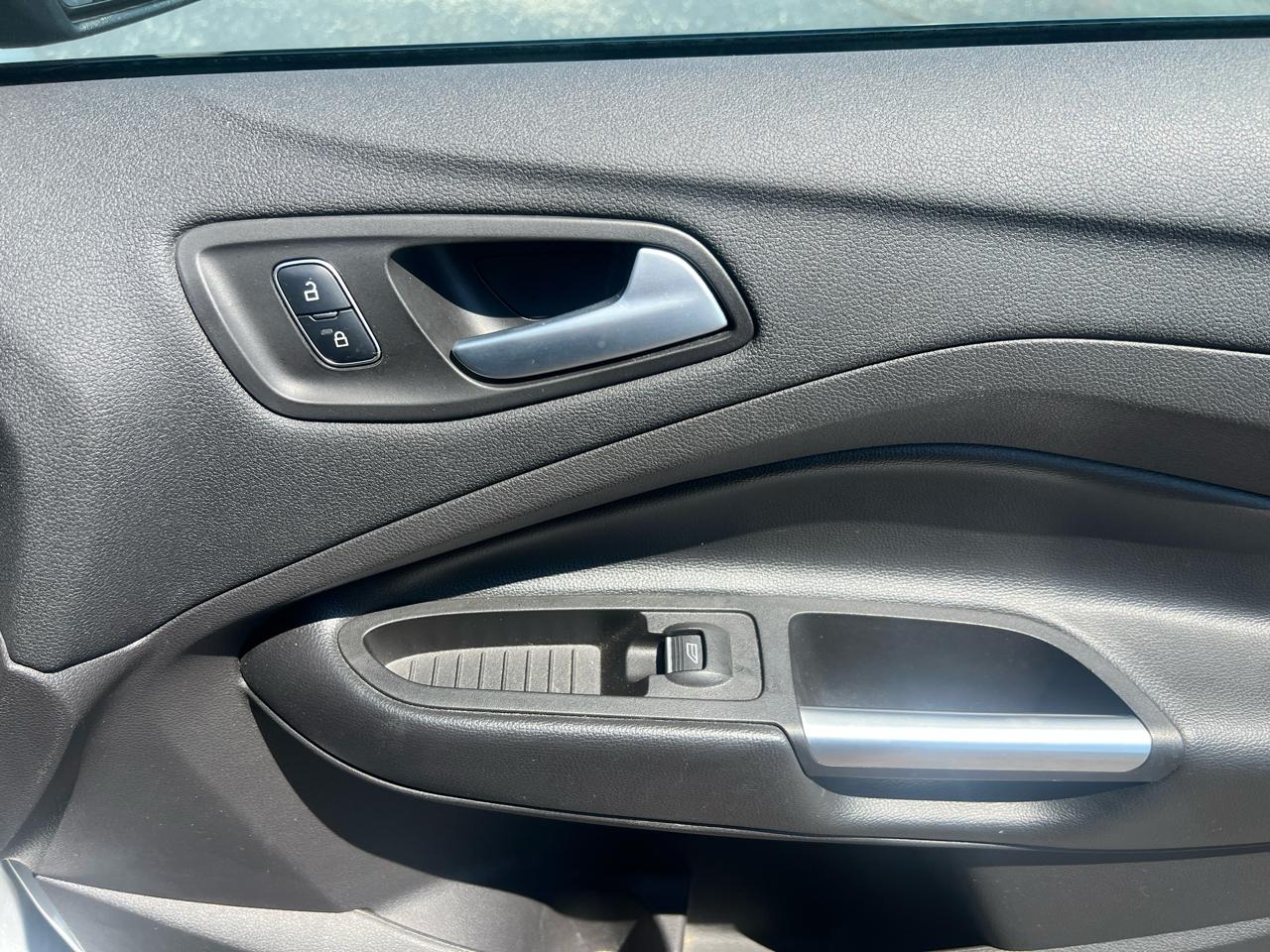 Ford Escape Titanium FWD 2017