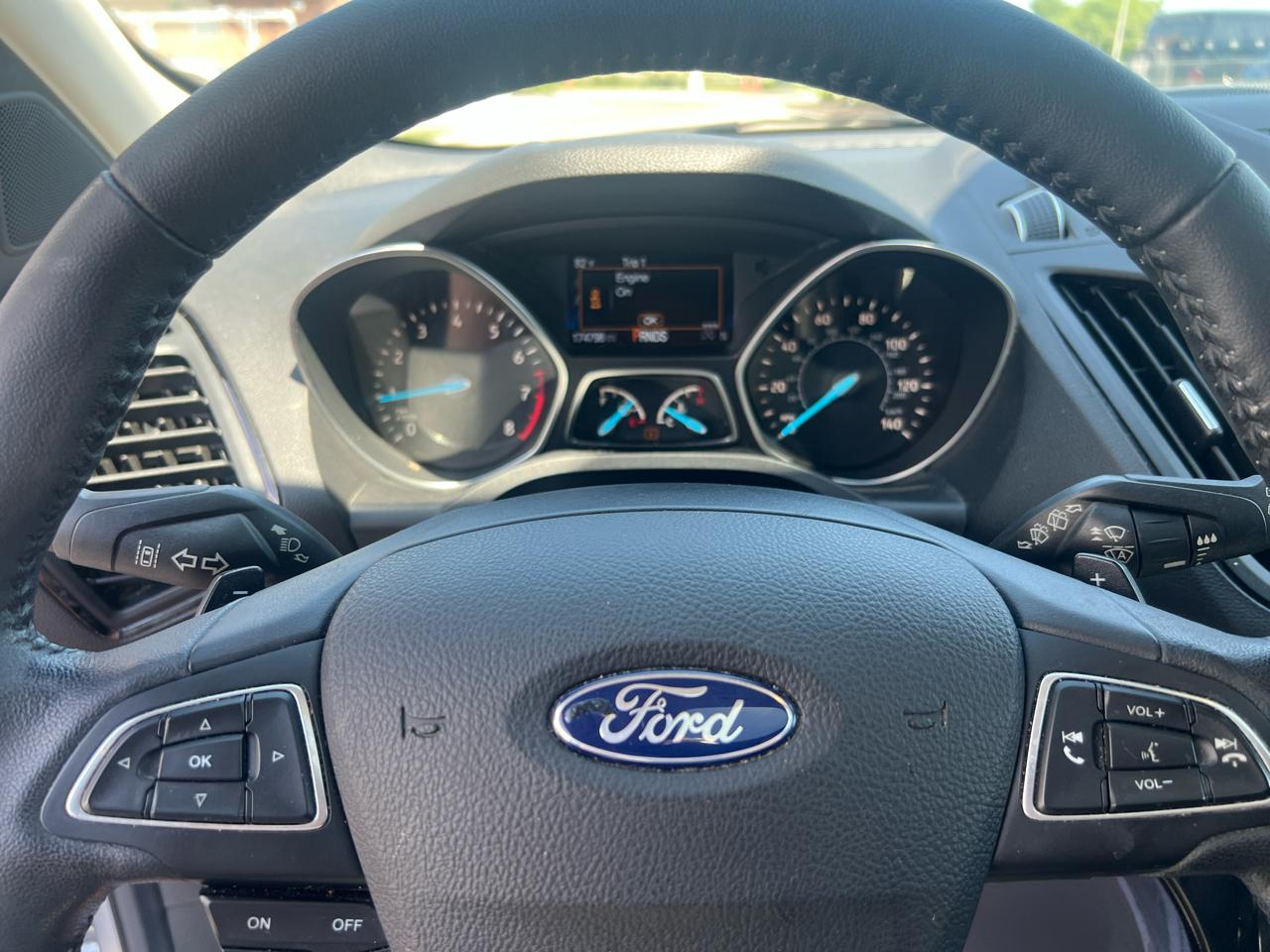 Ford Escape Titanium FWD 2017