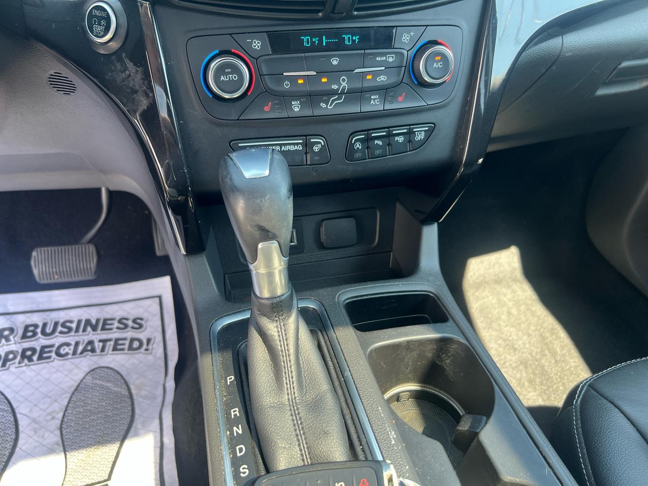Ford Escape Titanium FWD 2017