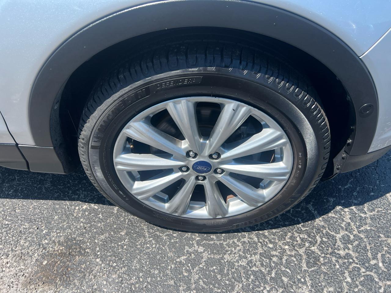Ford Escape Titanium FWD 2017