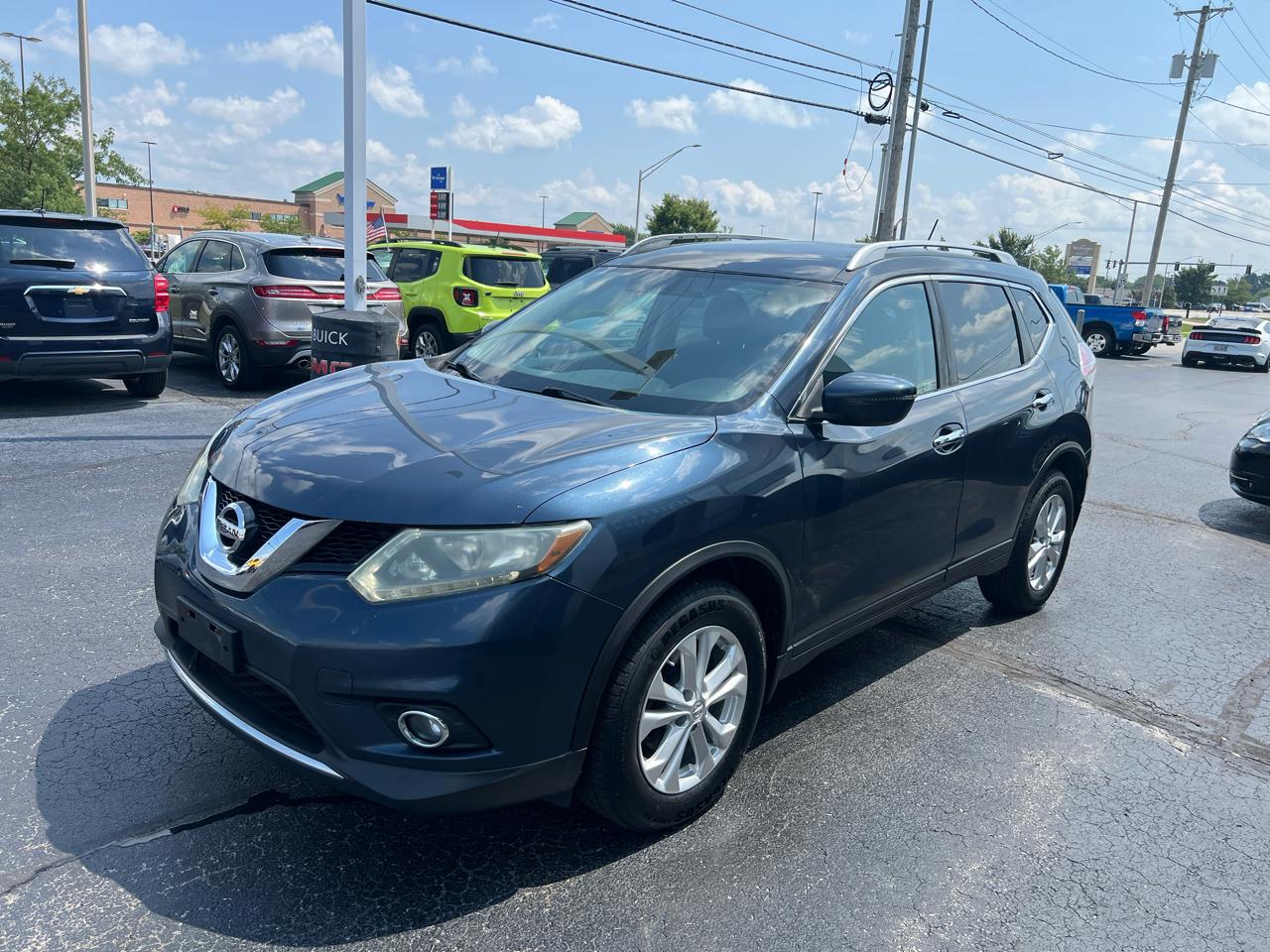 Nissan Rogue FWD 4dr SV 2016