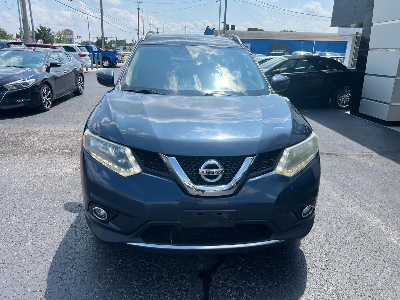 Nissan Rogue FWD 4dr SV 2016