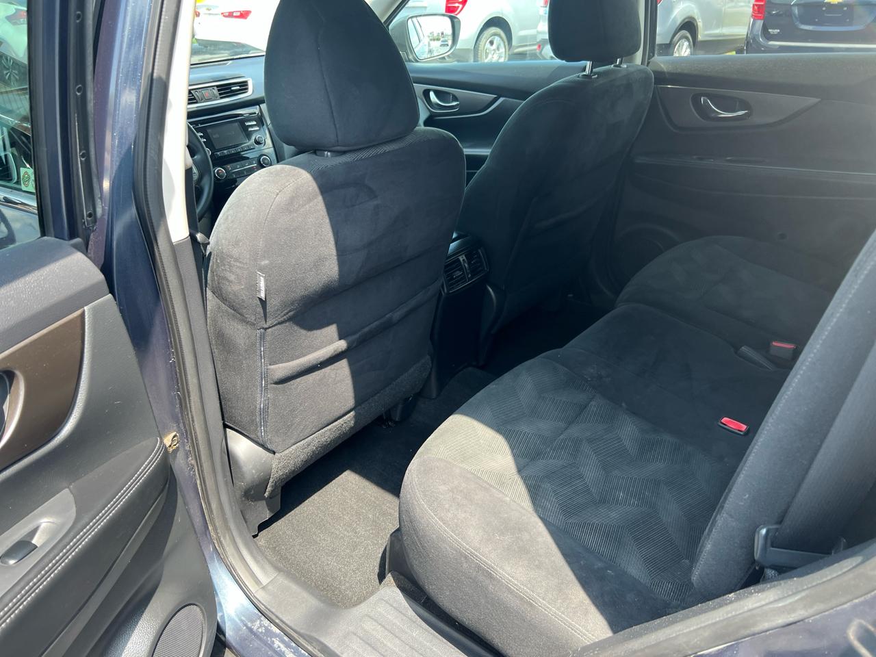 Nissan Rogue FWD 4dr SV 2016