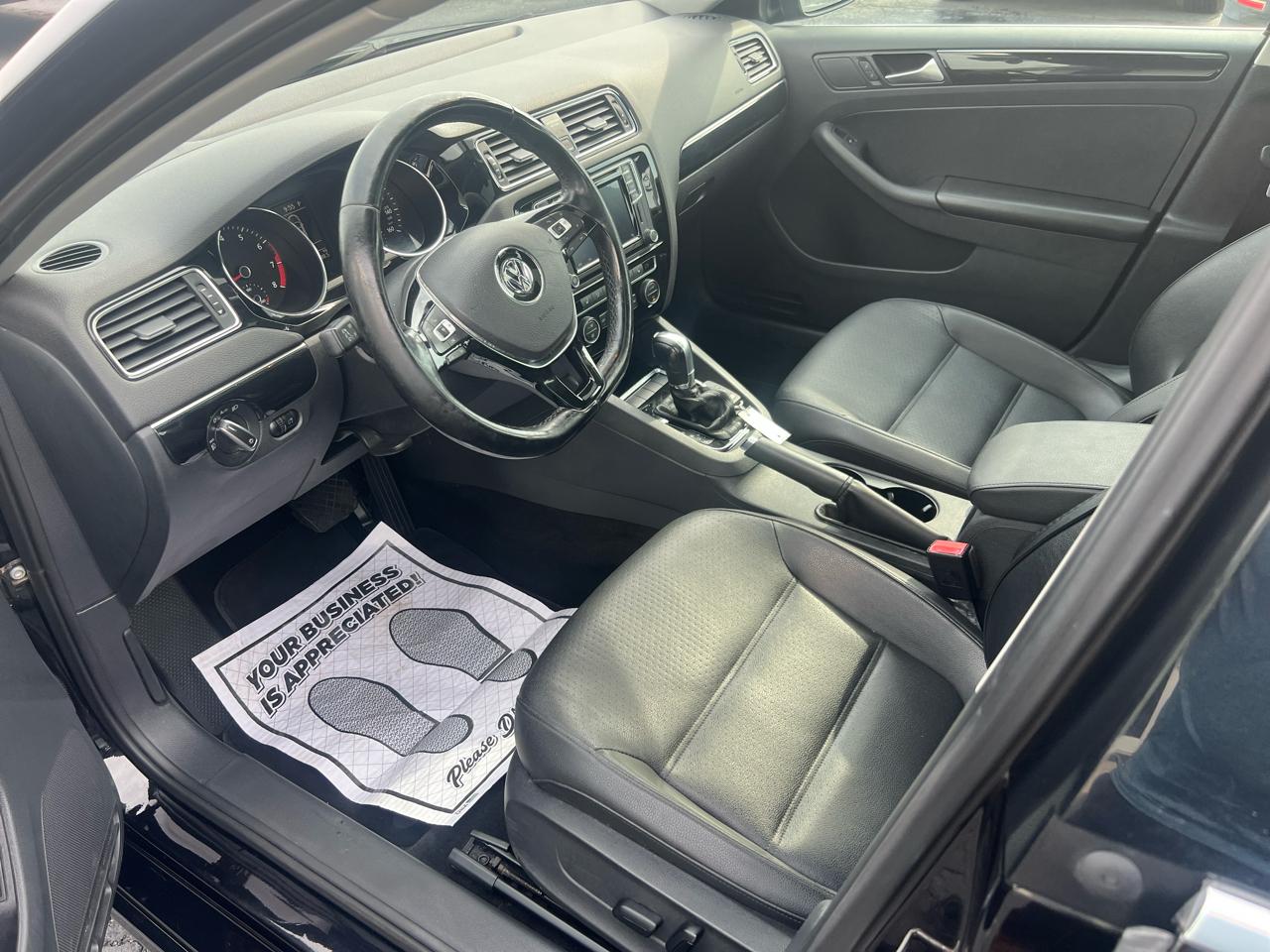 Volkswagen Jetta 1.8T SEL Auto 2017