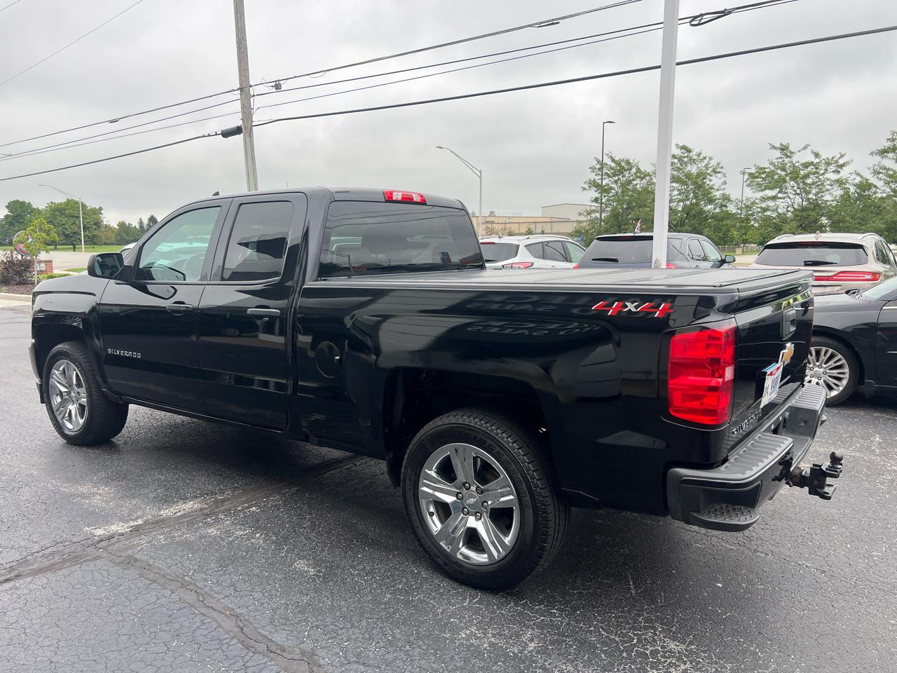 Chevrolet Silverado 1500 4WD Double Cab 143.5" Custom 2018