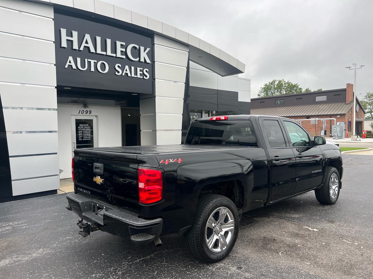 Chevrolet Silverado 1500 4WD Double Cab 143.5" Custom 2018