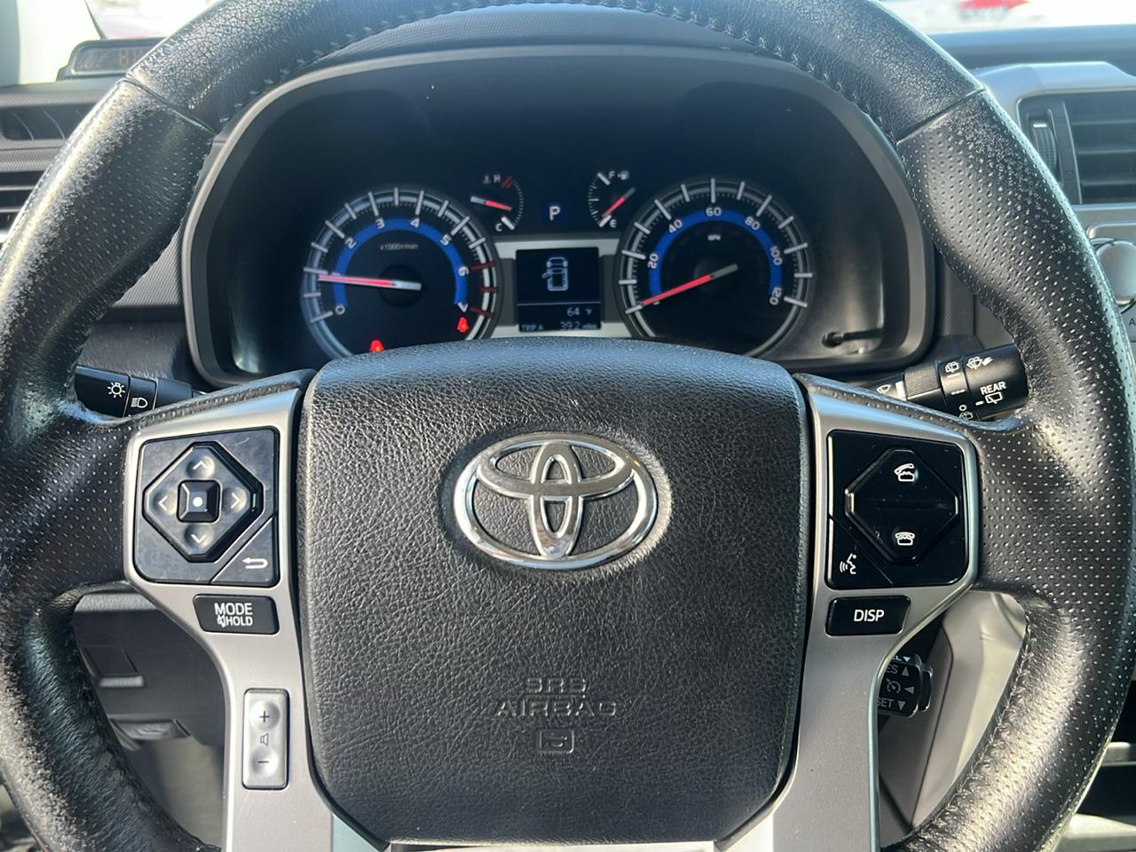 Toyota 4Runner 4WD 4dr V6 SR5 (Natl) 2014
