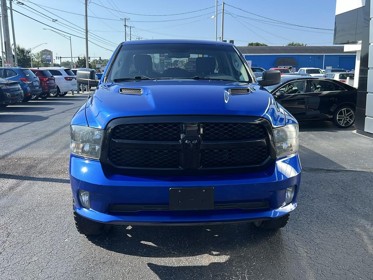 RAM 1500 Classic Tradesman Quad Cab 4WD 2019
