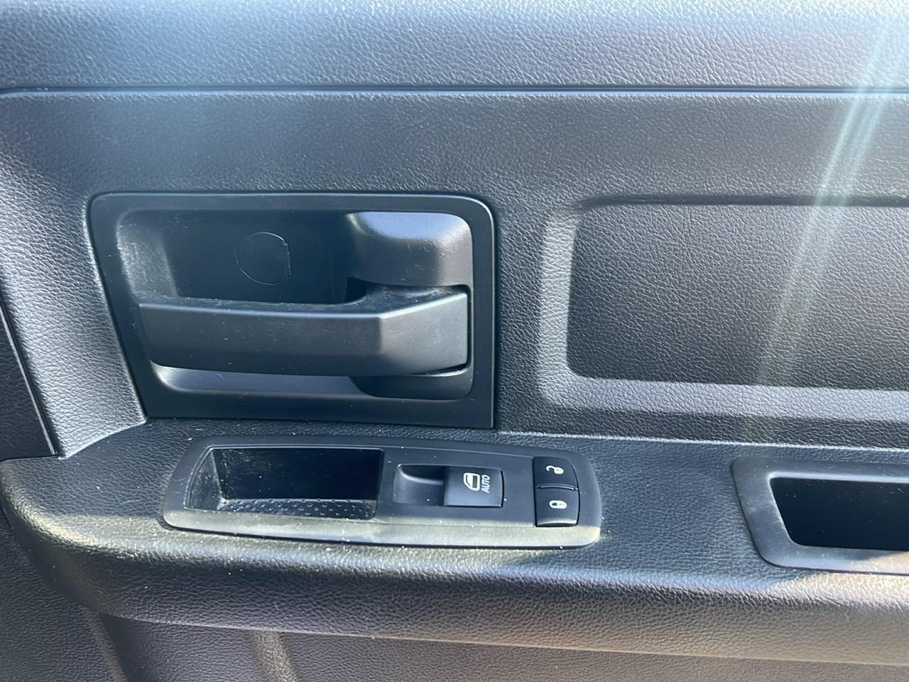 RAM 1500 Classic Tradesman Quad Cab 4WD 2019