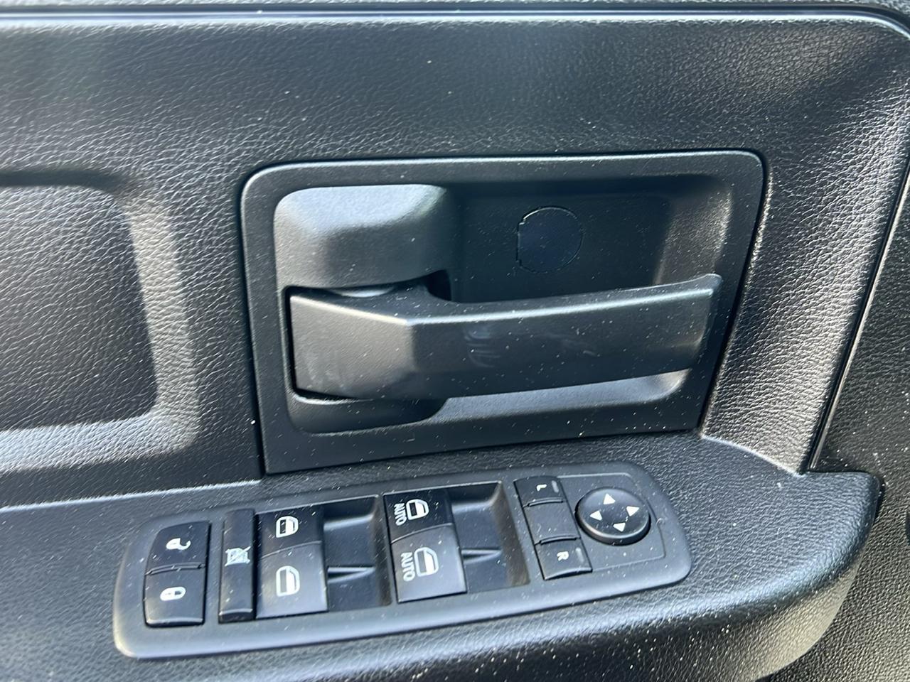 RAM 1500 Classic Tradesman Quad Cab 4WD 2019