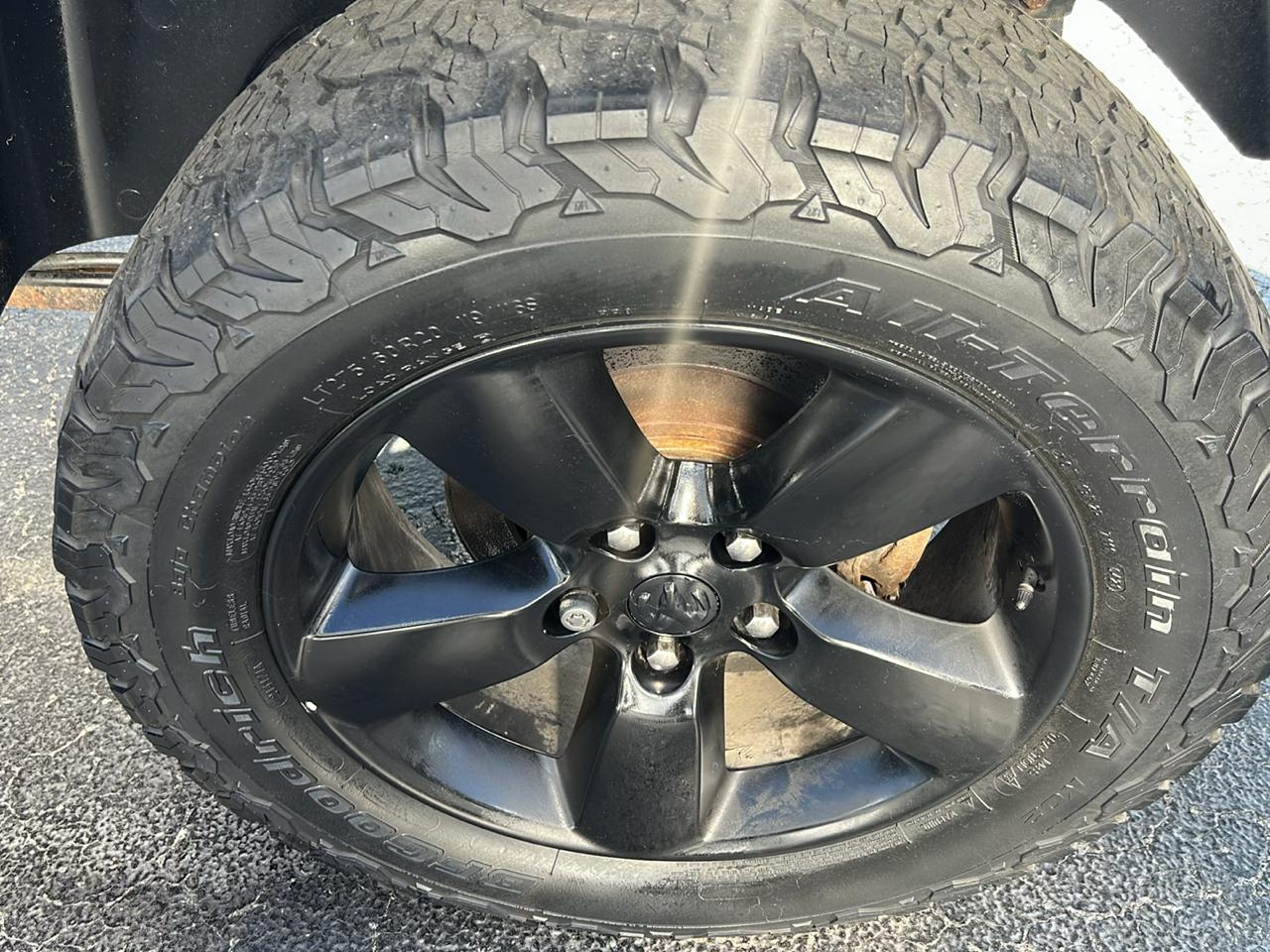 RAM 1500 Classic Tradesman Quad Cab 4WD 2019
