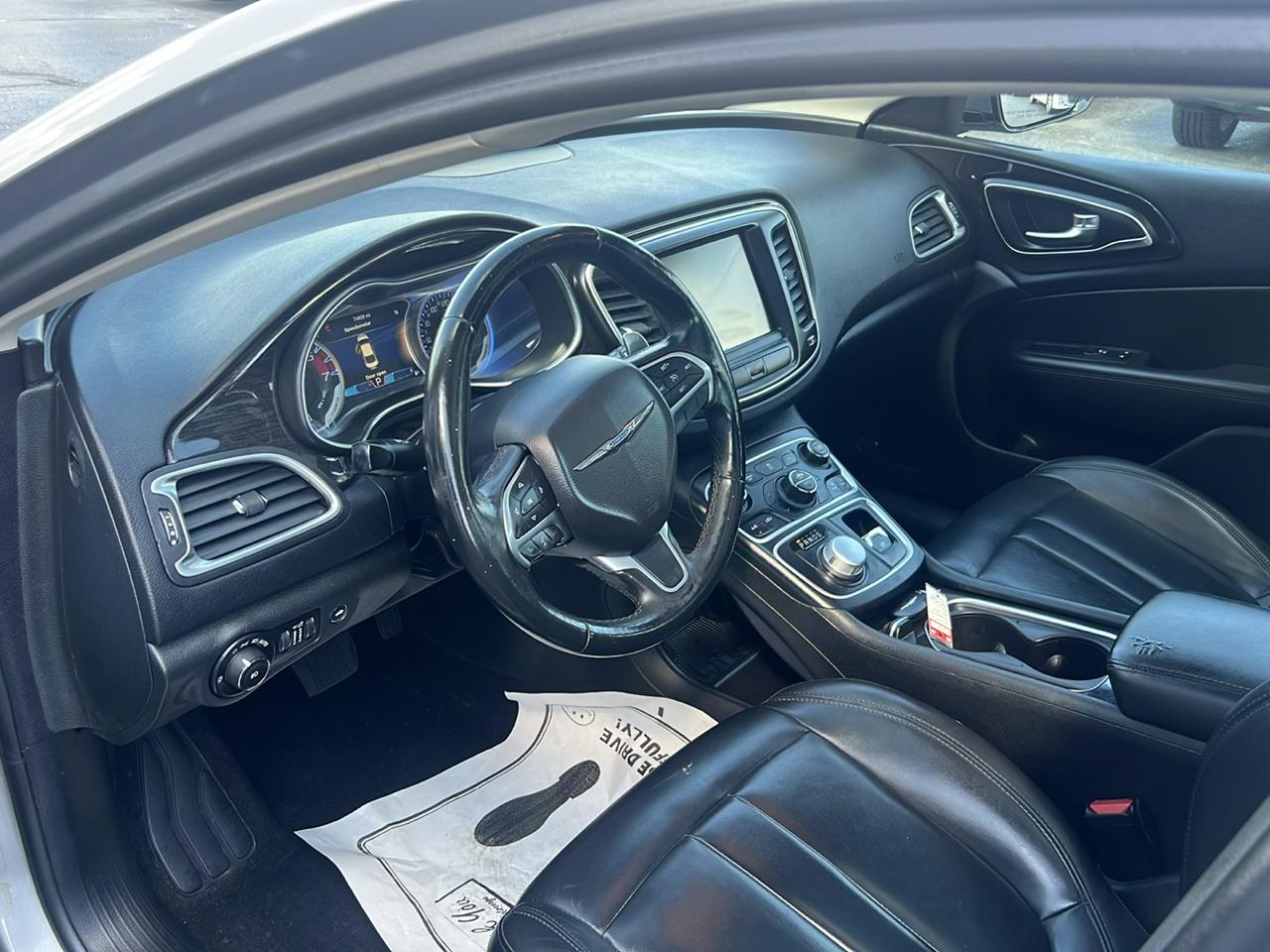 Chrysler 200 4dr Sdn C FWD 2016