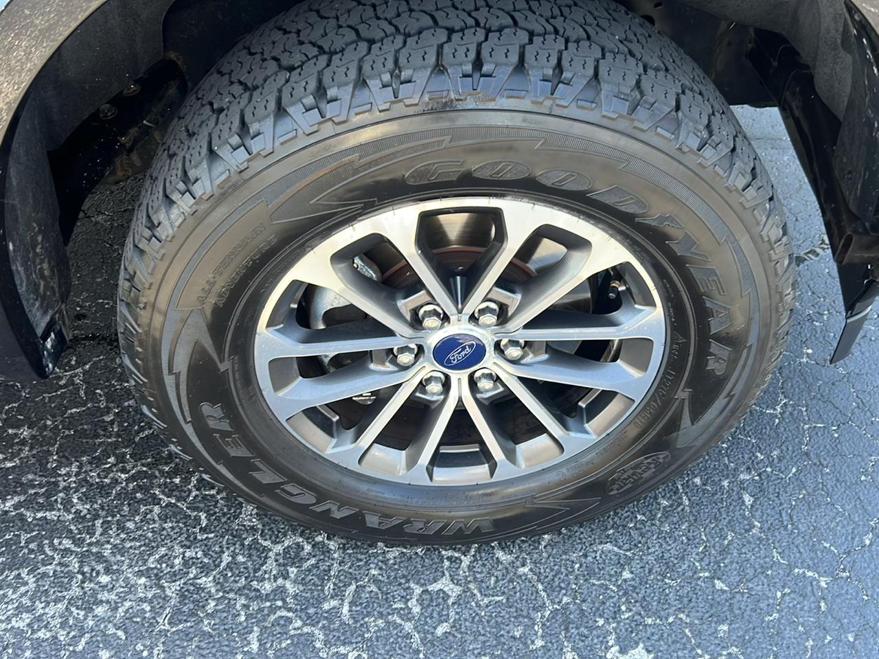 Ford F-150 Lariat 4WD SuperCrew 5.5' Box 2019