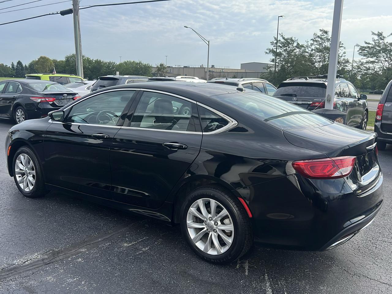 Chrysler 200 4dr Sdn C FWD 2015