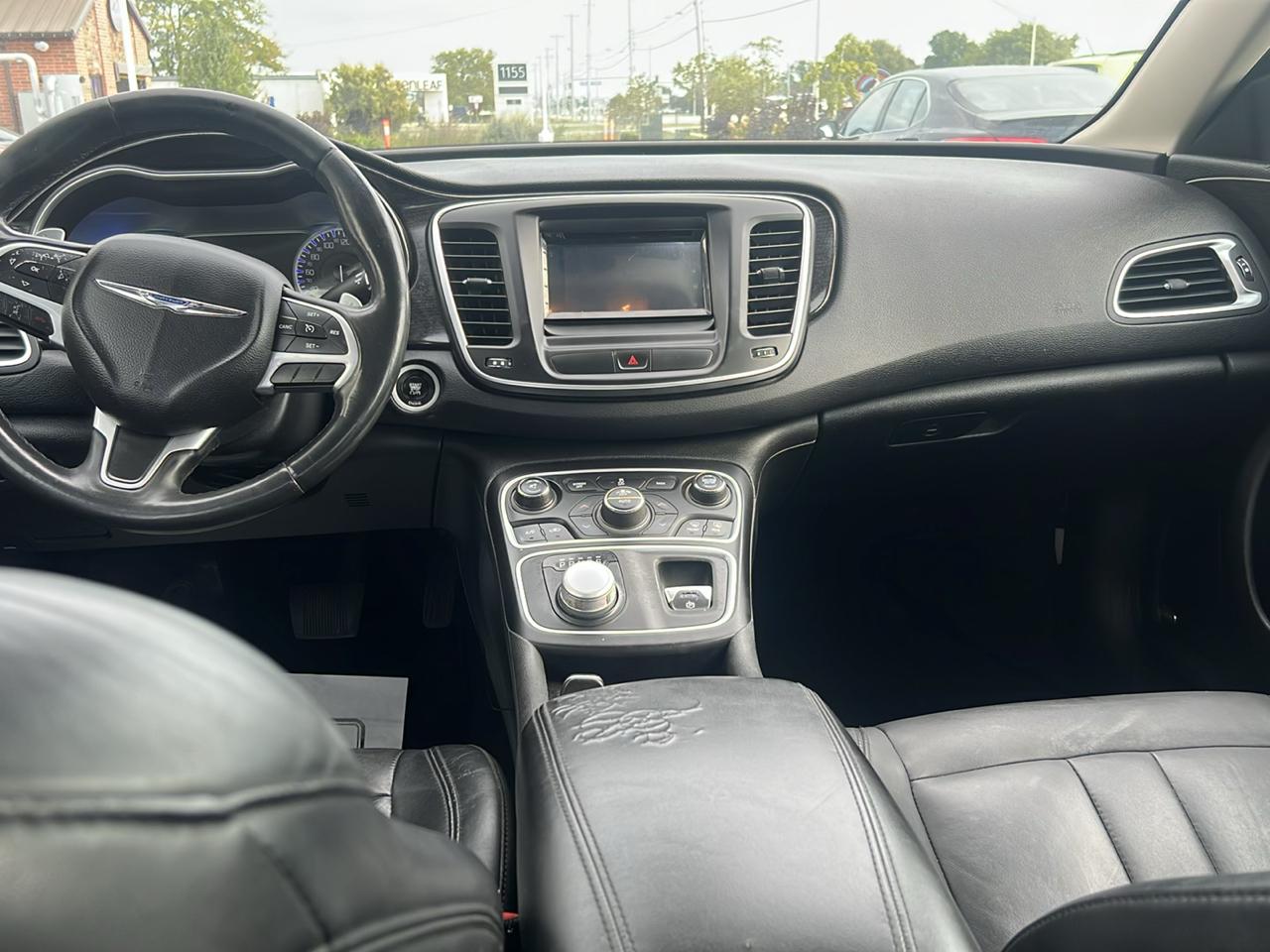 Chrysler 200 4dr Sdn C FWD 2015