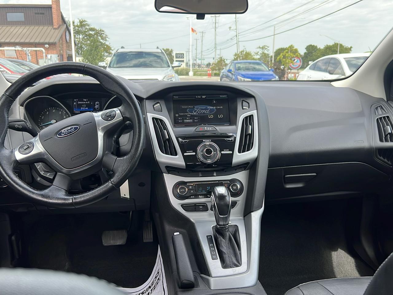 Ford Focus 4dr Sdn SE 2014