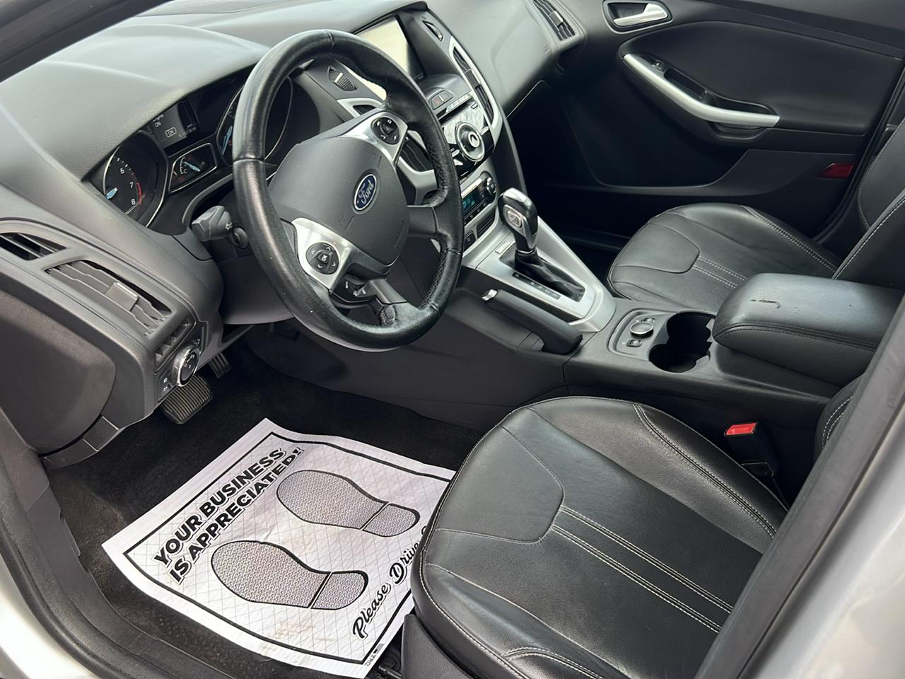 Ford Focus 4dr Sdn SE 2014