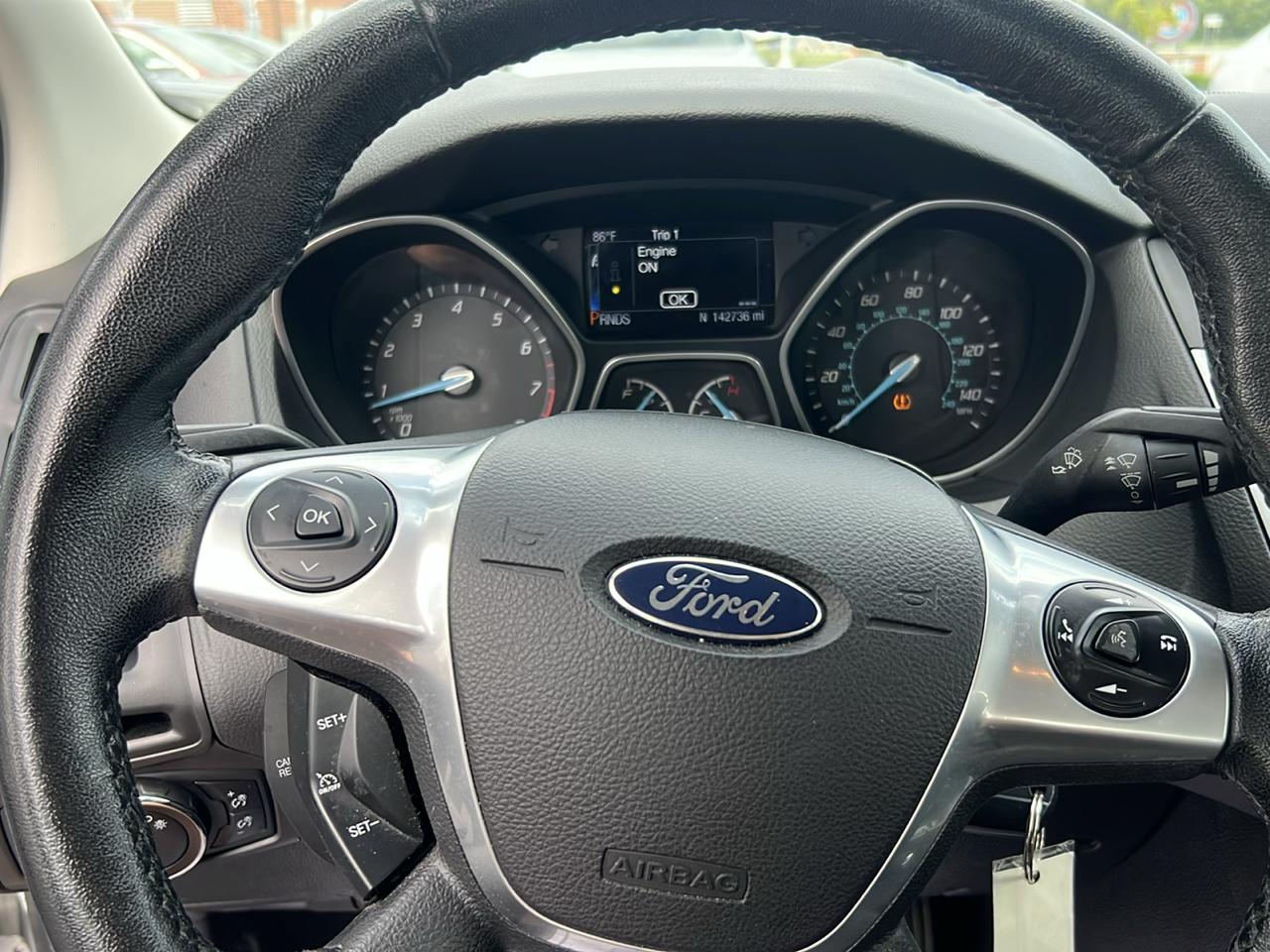 Ford Focus 4dr Sdn SE 2014