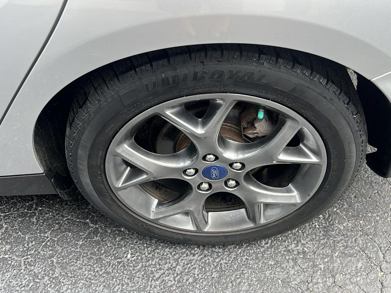Ford Focus 4dr Sdn SE 2014