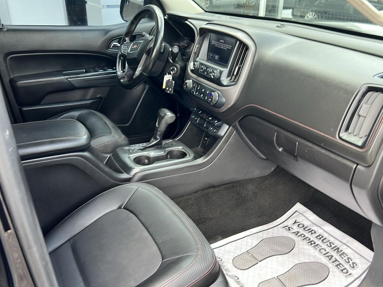 GMC Canyon 4WD Crew Cab 128.3" SLE 2016