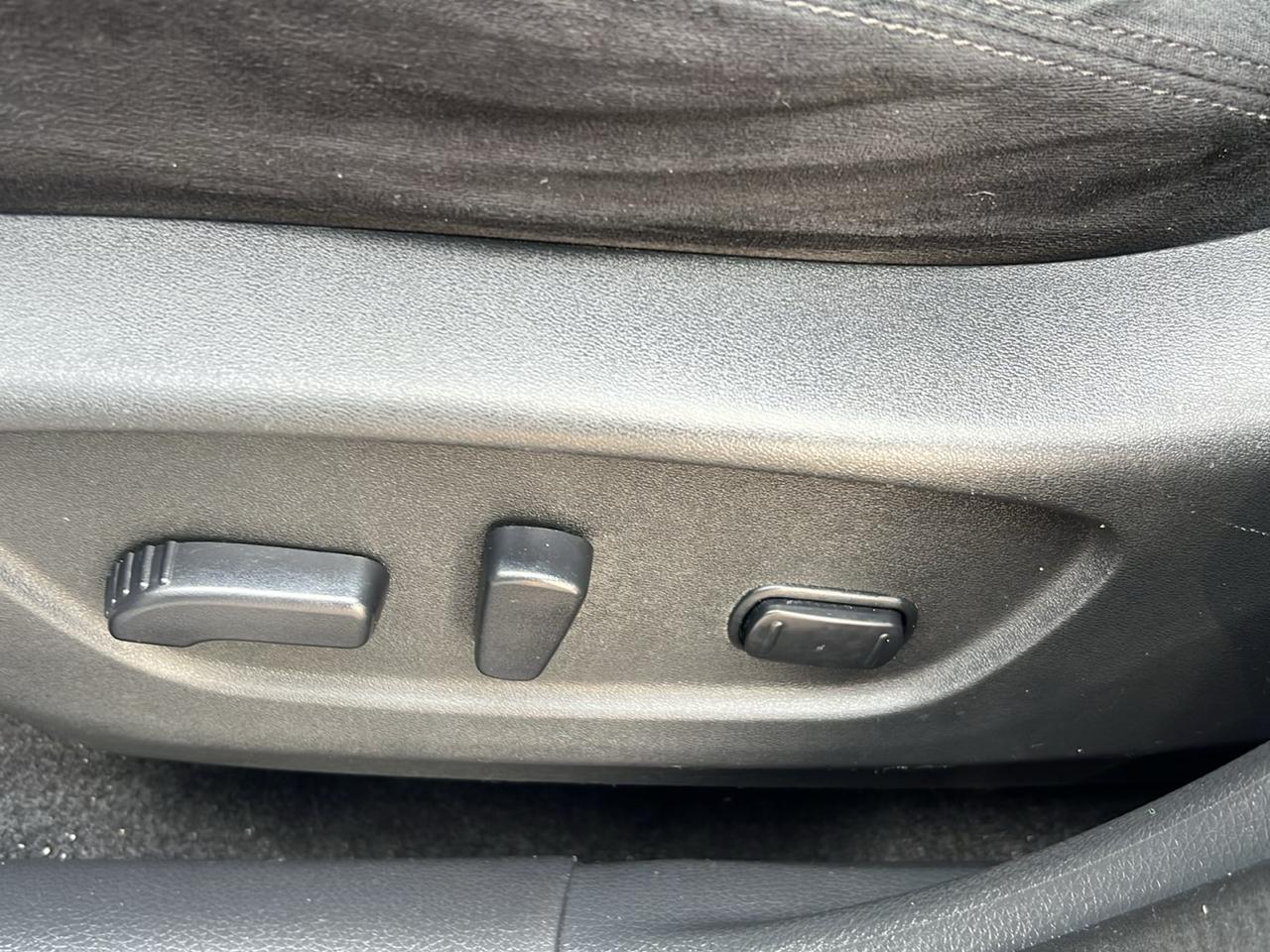 Nissan Rogue photo 15