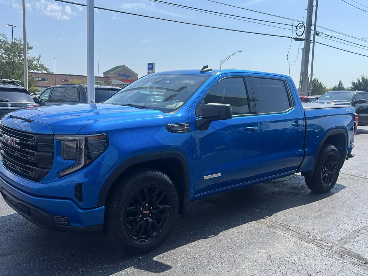 GMC Sierra 1500 4WD Crew Cab 147" Elevation w/3VL 2022