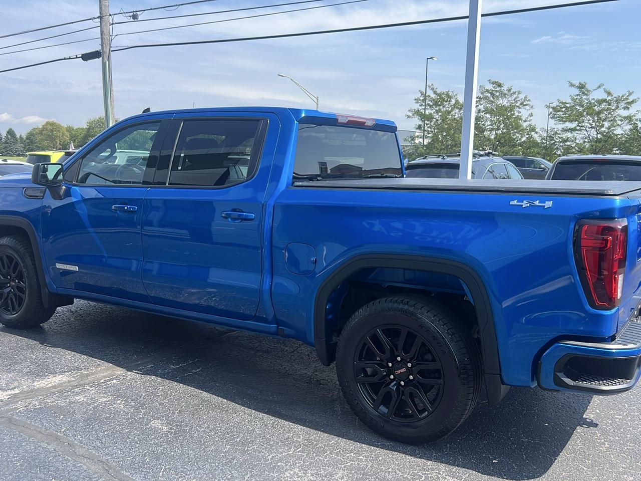GMC Sierra 1500 4WD Crew Cab 147" Elevation w/3VL 2022