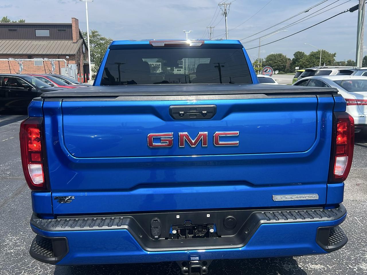 GMC Sierra 1500 4WD Crew Cab 147" Elevation w/3VL 2022
