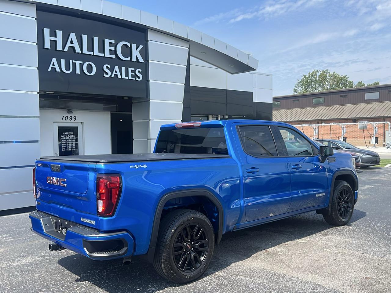 GMC Sierra 1500 4WD Crew Cab 147" Elevation w/3VL 2022