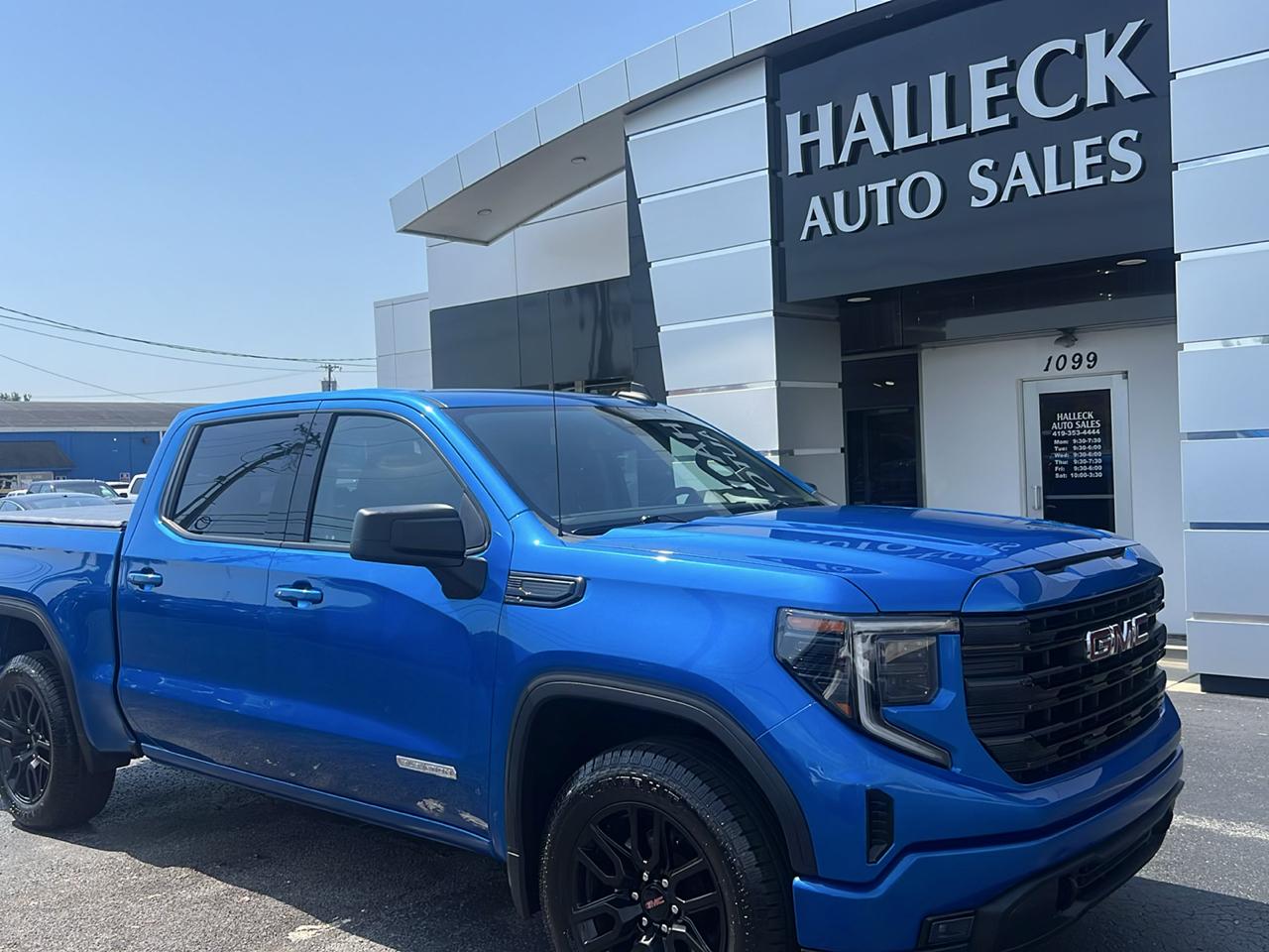GMC Sierra 1500 4WD Crew Cab 147" Elevation w/3VL 2022