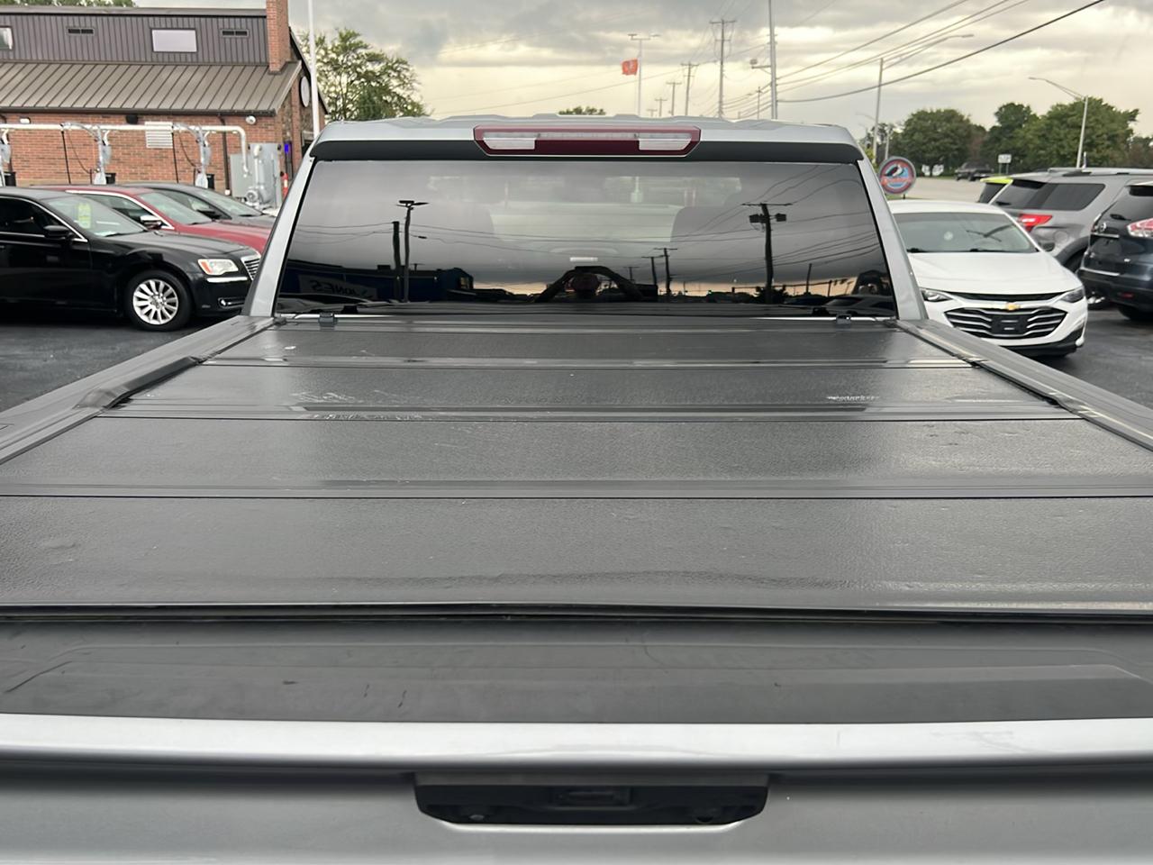 Chevrolet Silverado 1500 4WD Crew Cab 157" Custom 2023