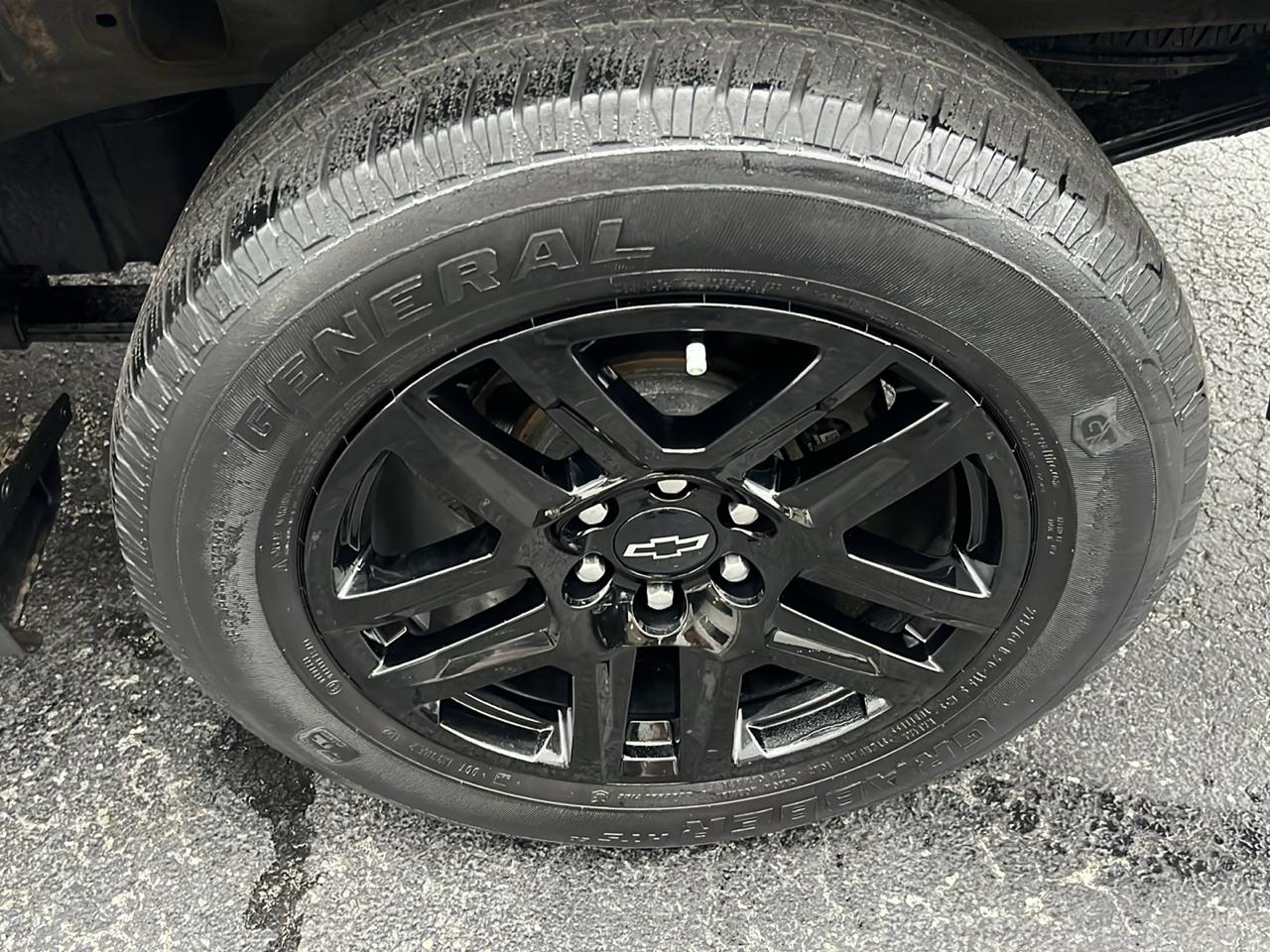 Chevrolet Silverado 1500 4WD Crew Cab 157" Custom 2023