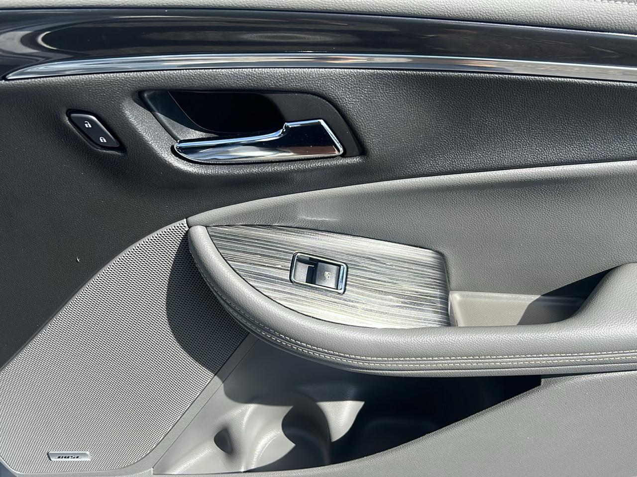Chevrolet Impala 4dr Sdn LTZ w/1LZ *Ltd Avail* 2016