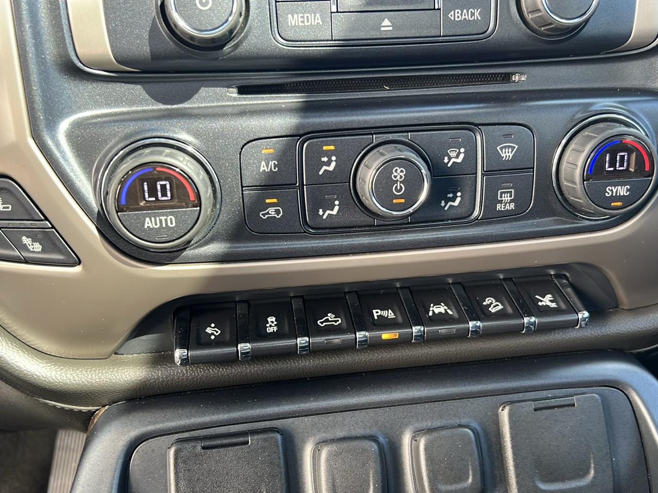 GMC Sierra 1500 4WD Crew Cab 143.5" Denali 2017
