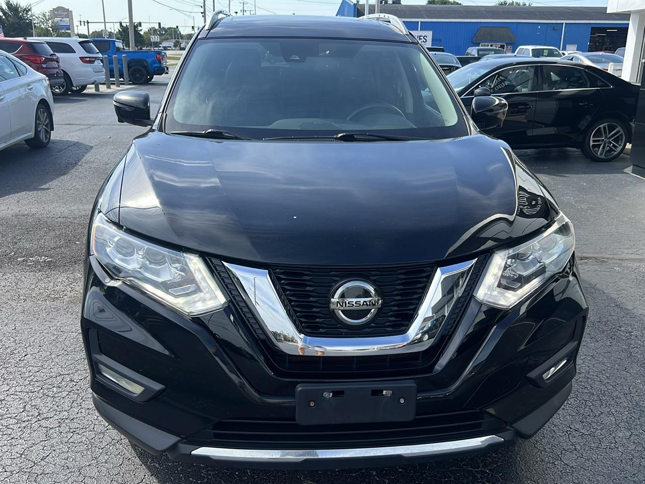 Nissan Rogue photo 8