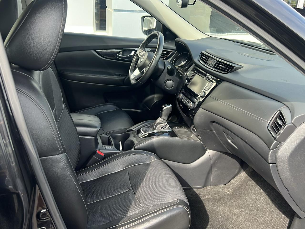 Nissan Rogue photo 9