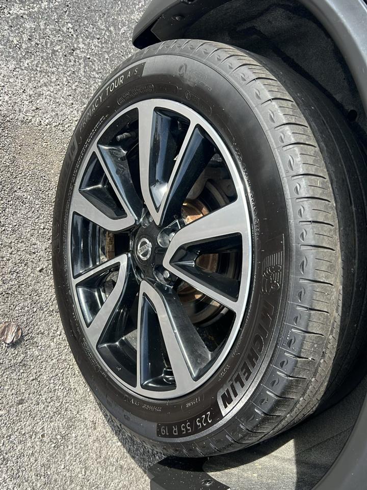 Nissan Rogue photo 26
