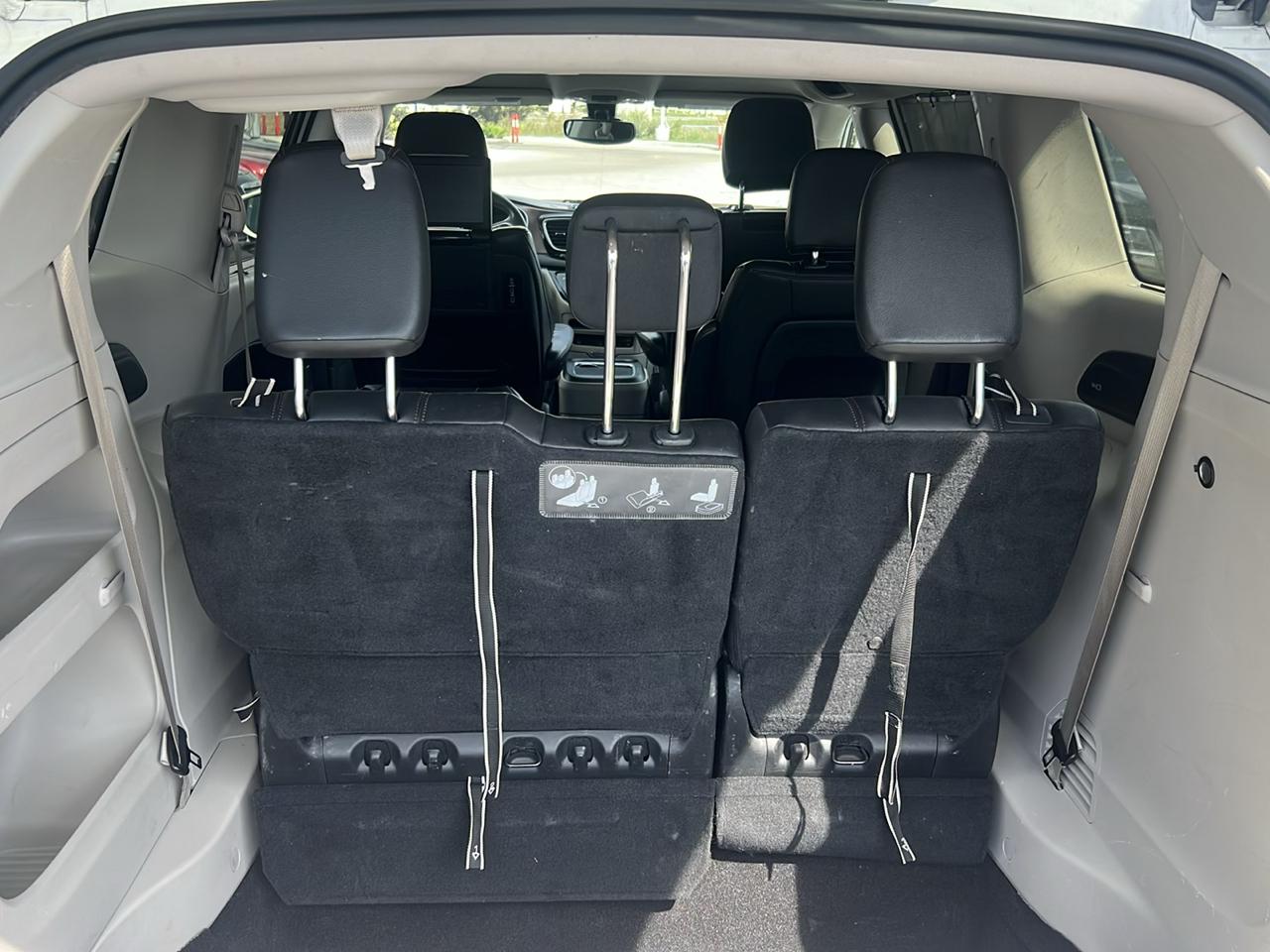 Chrysler Pacifica Touring-L Plus FWD 2017