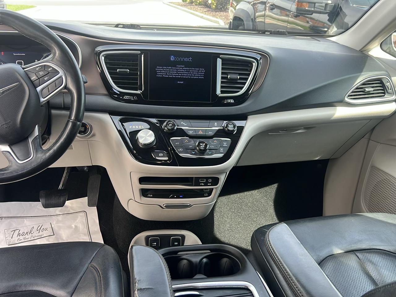 Chrysler Pacifica Touring-L Plus FWD 2017