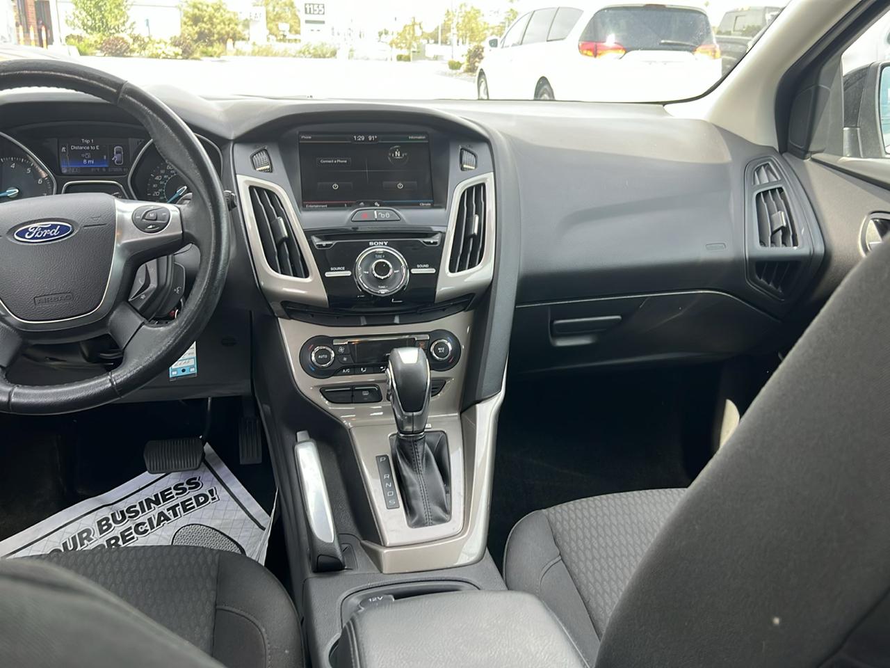 Ford Focus 5dr HB SEL 2012