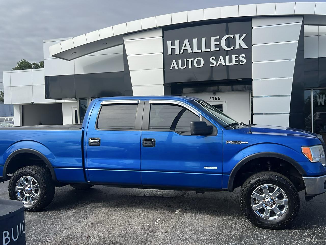 2013 Ford F-150 4WD SuperCrew 145" King Ranch