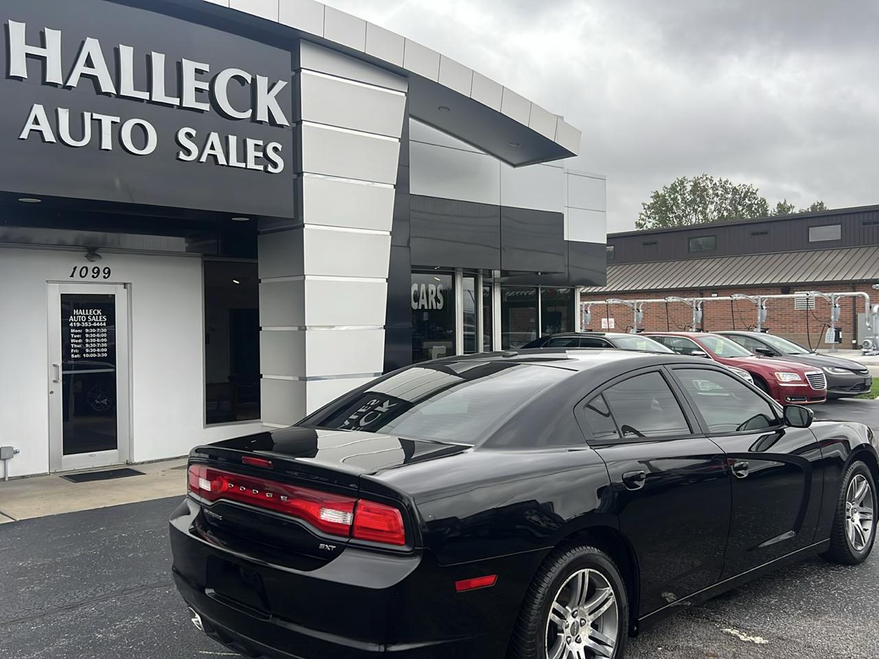 Dodge Charger 4dr Sdn SXT RWD 2014