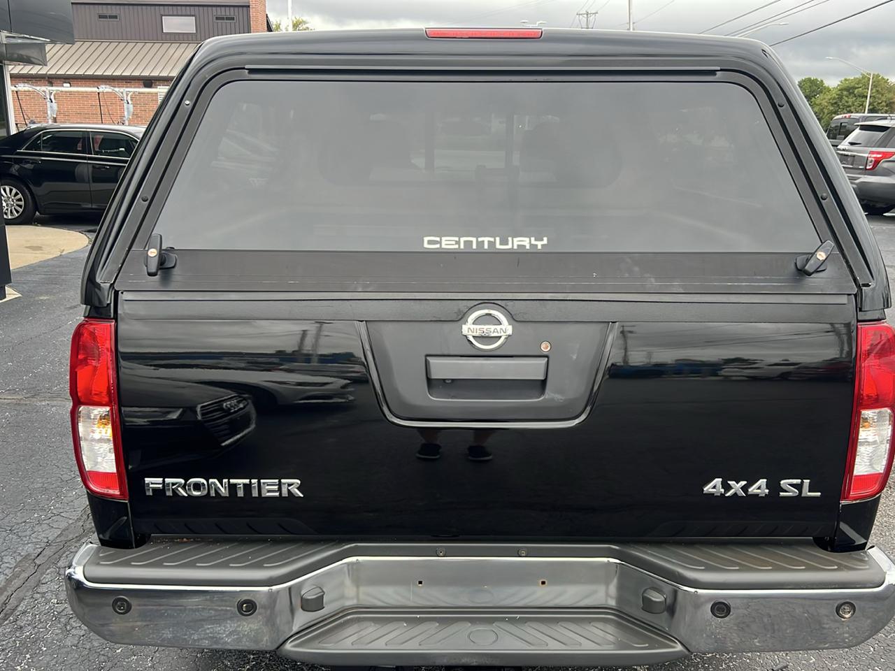 Nissan Frontier 4WD Crew Cab LWB Auto SV 2016