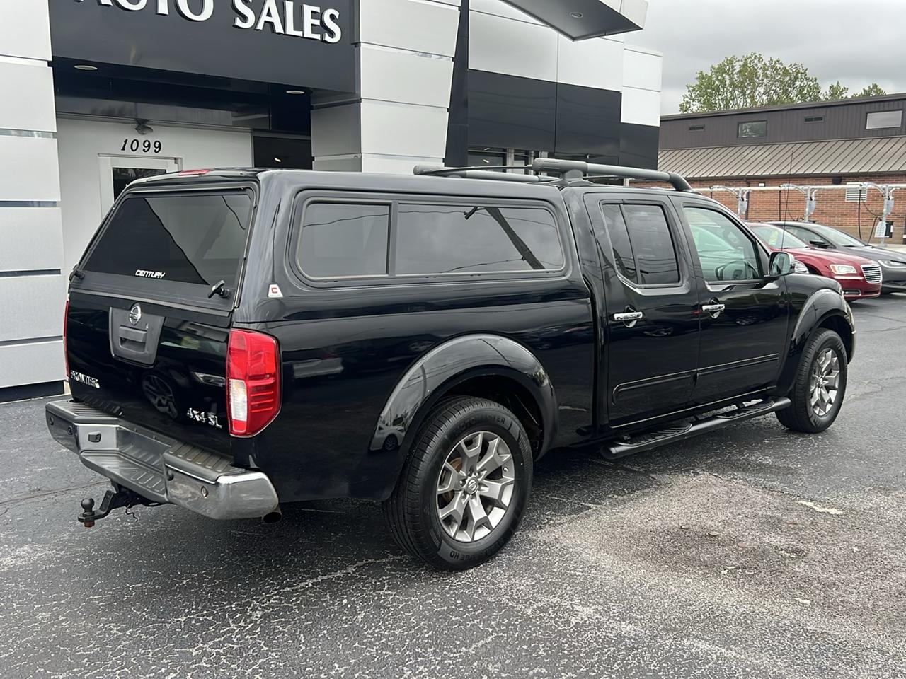 Nissan Frontier 4WD Crew Cab LWB Auto SV 2016
