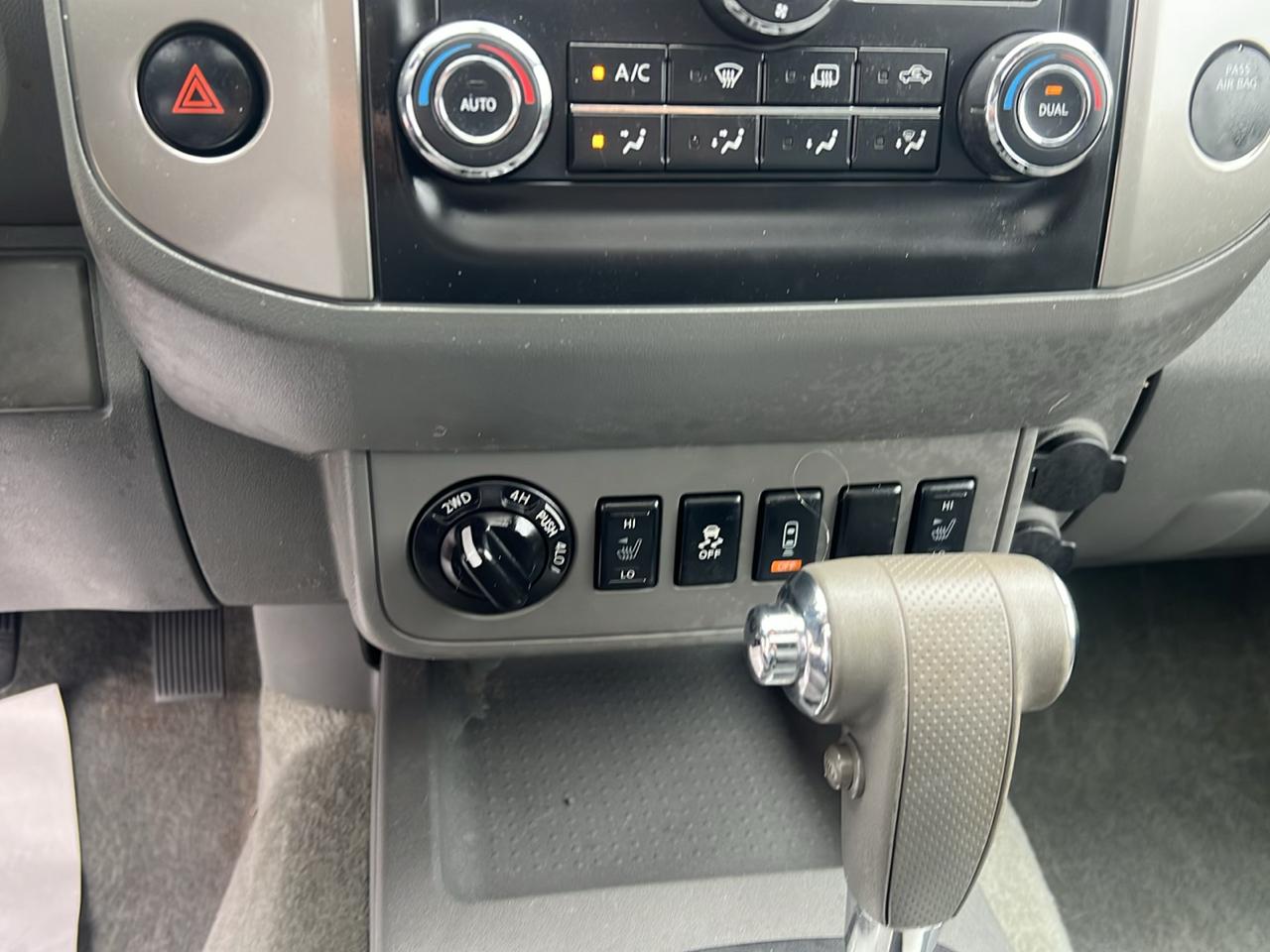 Nissan Frontier 4WD Crew Cab LWB Auto SV 2016
