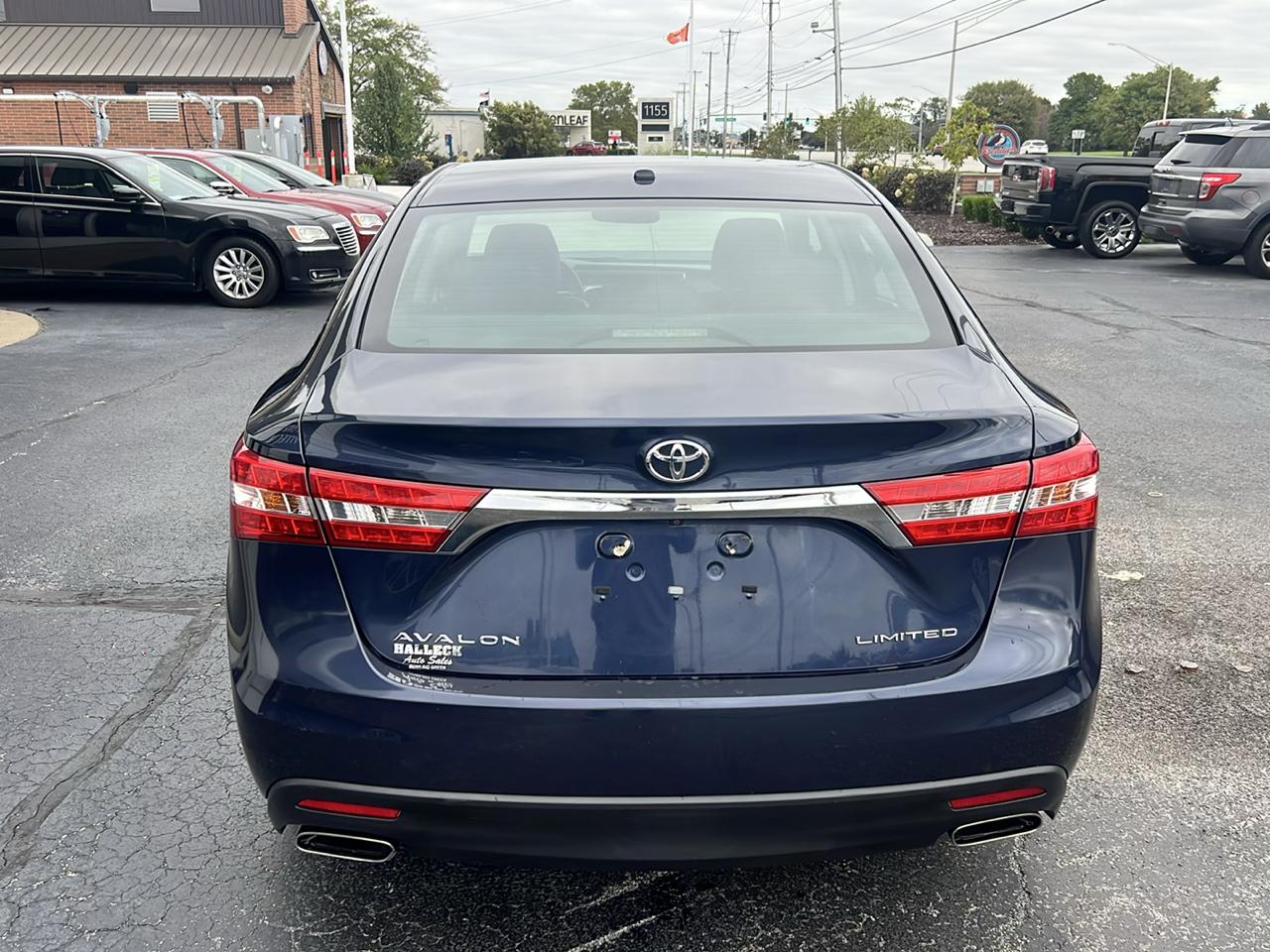 Toyota Avalon Limited 4D Sedan 2014